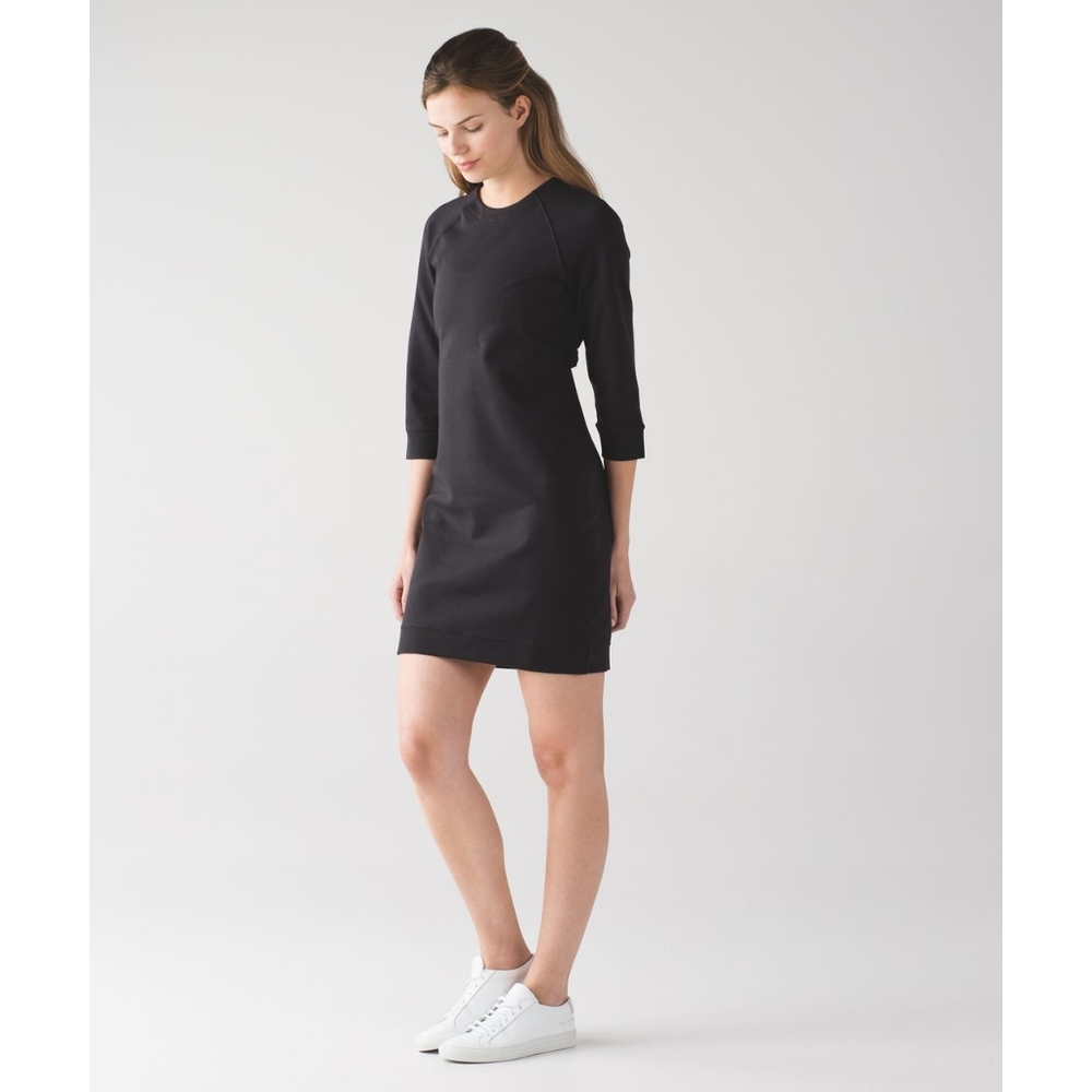 Lululemon Rite Time Dress in Black